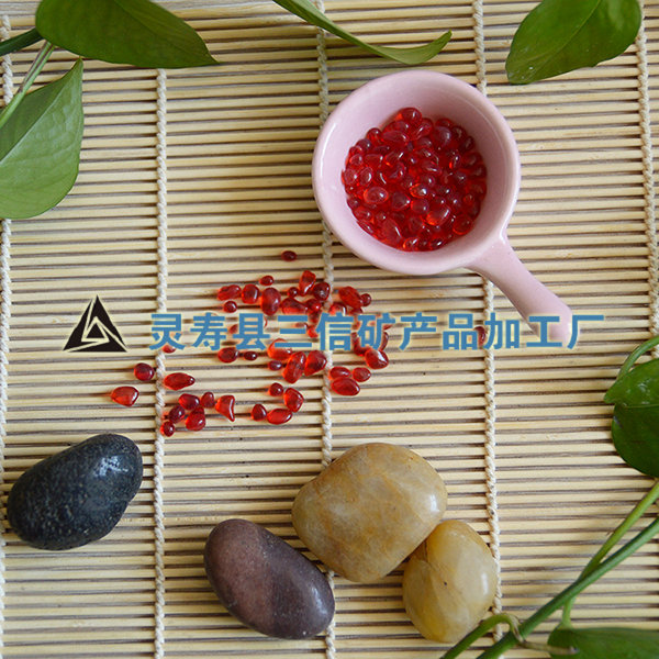 紅色玻璃珠
