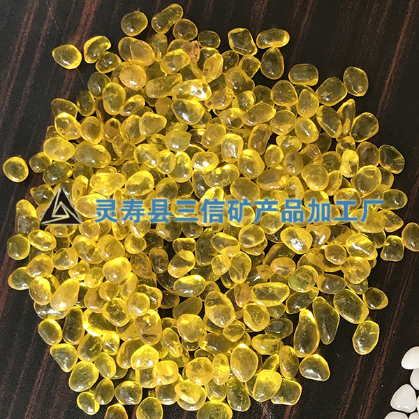 黃色玻璃珠